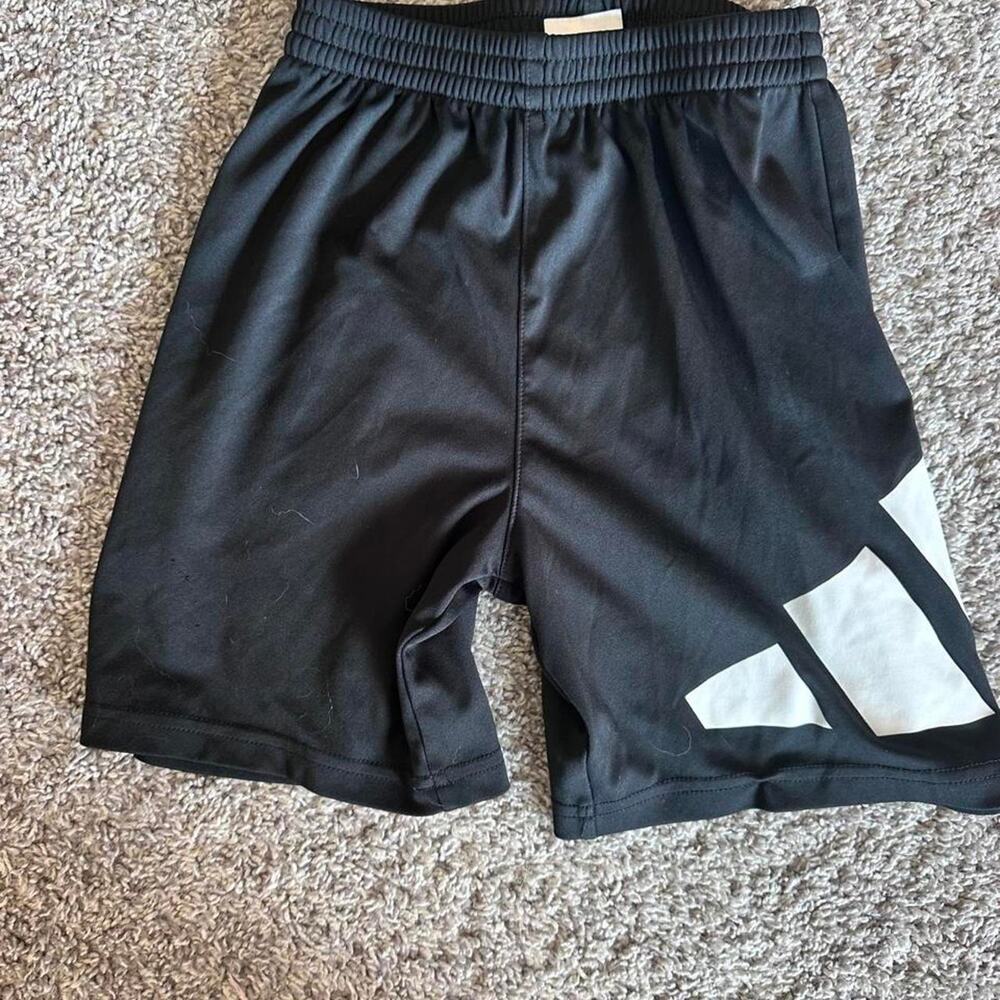 Adidas Boys Size 7 Black Athletic Shorts